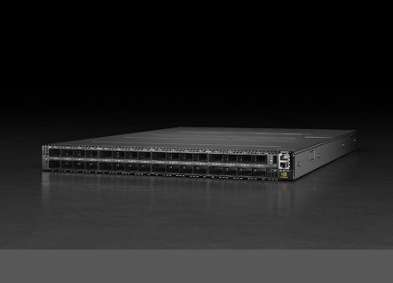 InfiniBand_switch_top